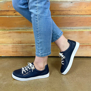 CARA PEBBLE - NAVY